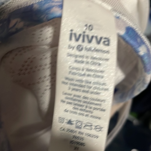 Ivivva Lululemon - set of 2 White Tank Tops - Picture 10 of 16